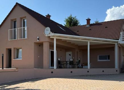 Maison pour 385 000 Euro à Zalakaros, Hongrie