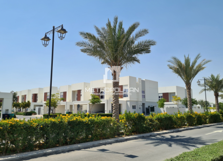 Stadthaus für 641 368 euro in Dubai, VAE