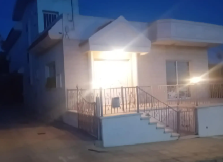 Maison pour 300 000 Euro à Mouttagiaka, Chypre