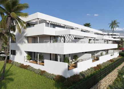 Appartamenti per 476 000 euro a Casares, Spagna