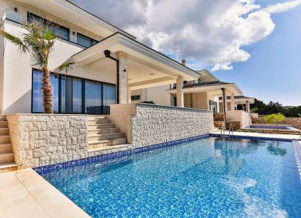 House for 1 700 000 euro in Utjeha, Montenegro