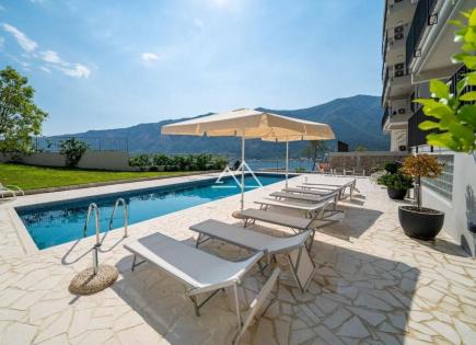 Apartamento para 570 000 euro en Dobrota, Montenegro