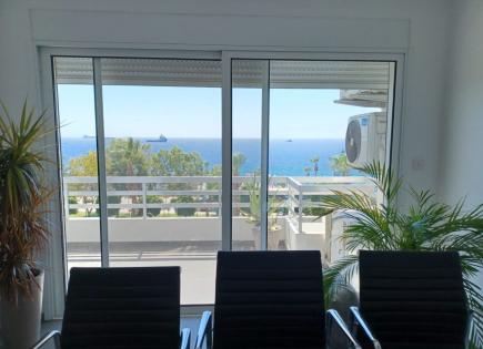 Apartment for 4 500 euro per month in Larnaca, Cyprus