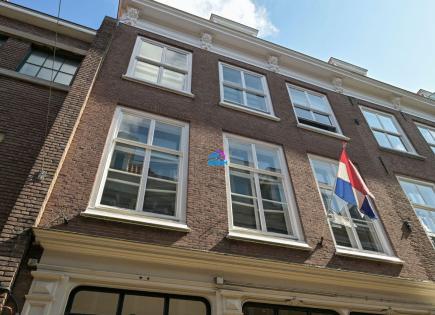 Apartment for 625 000 euro in The Hague, Netherlands