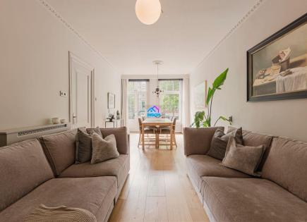 Apartment for 635 000 euro in Amsterdam, Netherlands