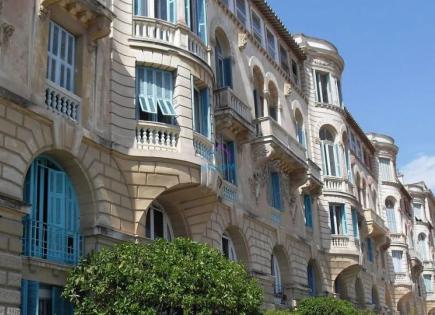 Appartamenti per 1 340 000 euro in Francia