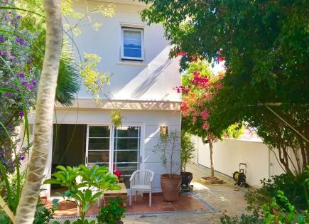 House for 5 800 euro per month in Limassol, Cyprus