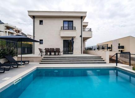 Villa para 1 150 000 euro en Rezevici, Montenegro