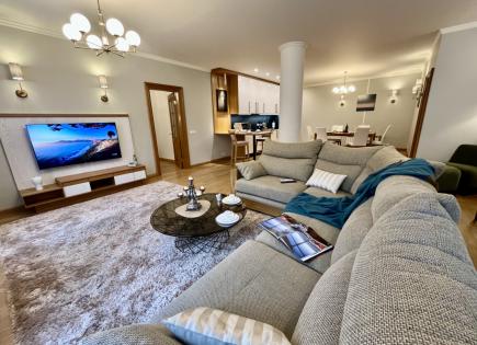 Flat for 580 000 euro in Riga, Latvia