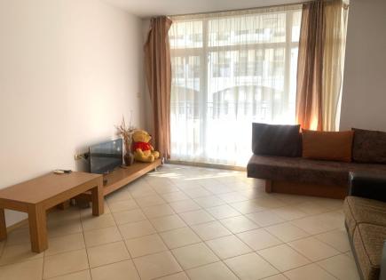 Appartement pour 650 Euro par mois à Slantchev Briag, Bulgarie