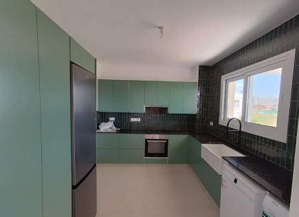 Appartement pour 1 750 Euro par mois à Agios Theodoros, Chypre