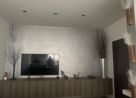 Maison pour 1 500 Euro par mois à Ypsonas, Chypre