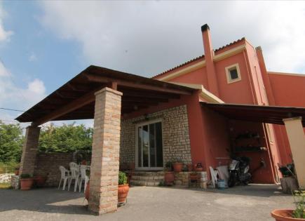Casa para 750 000 euro en Corfú, Grecia
