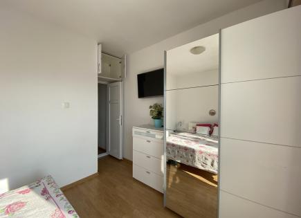 Flat for 110 000 euro in Sveti Stefan, Montenegro