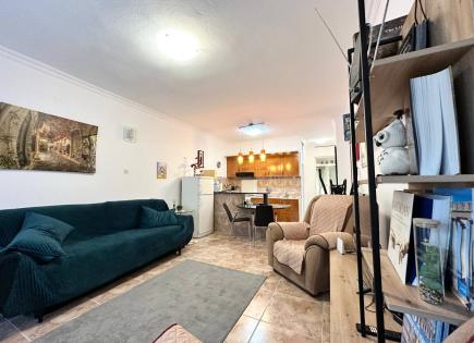 Flat for 89 000 euro in Sveti Stefan, Montenegro