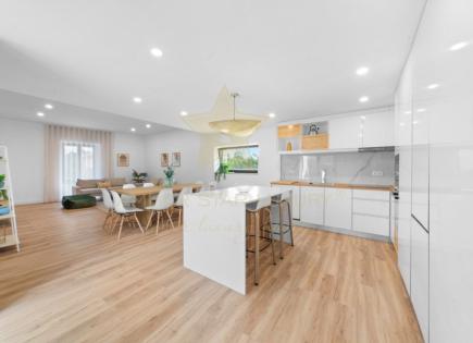 Maison pour 495 000 Euro à Espinho, Portugal