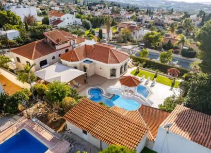 Haus für 6 000 euro pro Monat in Tala, Zypern