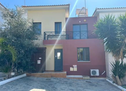House for 299 000 euro in Kissonerga, Cyprus