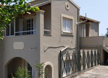 Casa per 330 000 euro a Corfù, Grecia