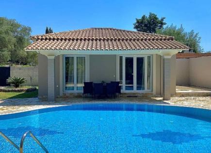 Villa per 460 000 euro a Corfù, Grecia