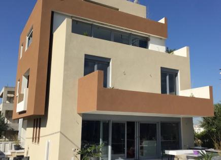 Villa for 1 600 000 euro in Athens, Greece