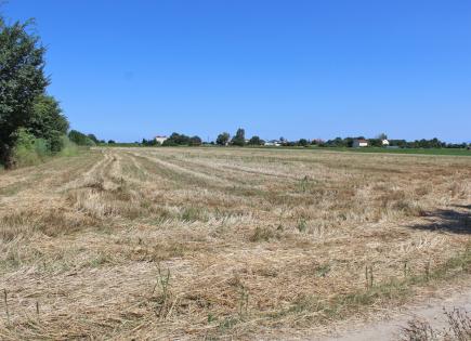 Land for 200 000 euro in Olympiaki Akti, Greece