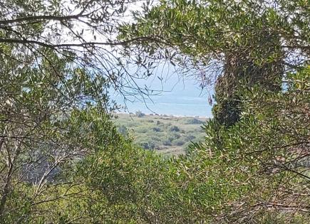 Terreno per 300 000 euro a Corfù, Grecia