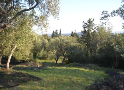 Terrain pour 260 000 Euro à Corfou, Grèce