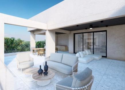 Penthouse for 240 000 euro in Larnaca, Cyprus