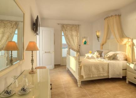 Hotel for 3 250 000 euro on Cyclades, Greece