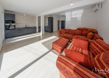 Appartement pour 270 000 Euro à Herceg-Novi, Monténégro