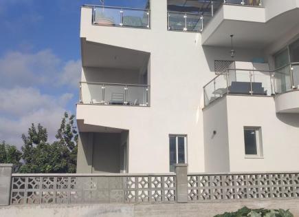 Apartment für 240 000 euro in Mesa Chorio, Zypern