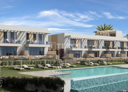 Villa for 530 000 euro in Manilva, Spain