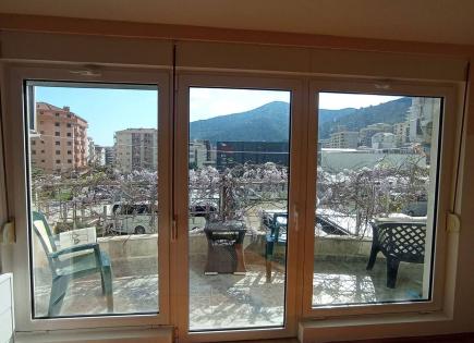 Maison de rapport pour 1 500 000 Euro à Budva, Monténégro