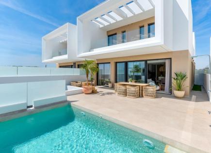 Chalet para 389 000 euro en Dolores, España