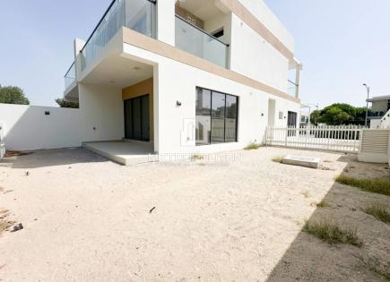 Townhouse for 1 087 937 euro in Dubai, UAE