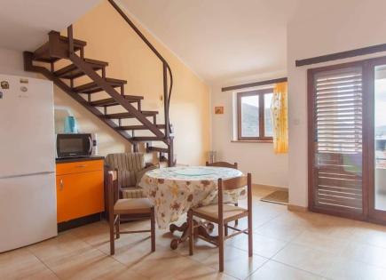 Wohnung für 159 000 euro in Kamenari, Montenegro