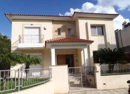 Haus für 4 500 euro pro Monat in Germasogeia, Zypern