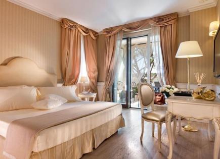 Hotel for 60 000 000 euro in Forte dei Marmi, Italy