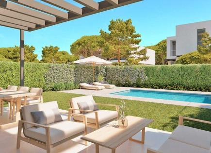 Villa for 840 000 euro in Palma de Mallorca, Spain