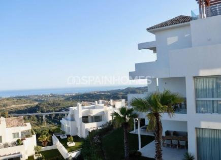 Apartment für 900 000 euro in Benahavis, Spanien