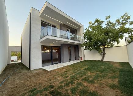 Maison pour 211 302 Euro à Tbilissi, Géorgie