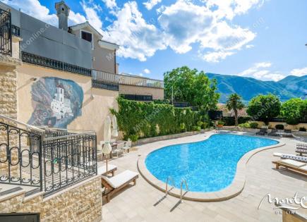 Piso para 330 000 euro en Kotor, Montenegro