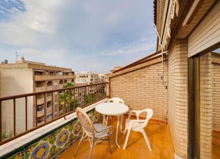 Ático para 196 250 euro en Torrevieja, España