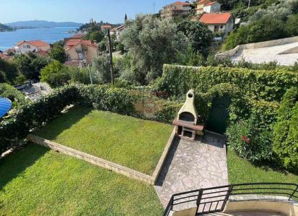 Piso para 250 000 euro en Herceg-Novi, Montenegro