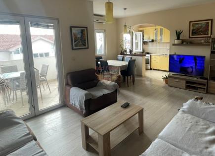 Piso para 350 000 euro en Tivat, Montenegro