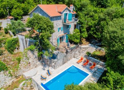 Maison pour 840 000 Euro sur la Luštica, Monténégro