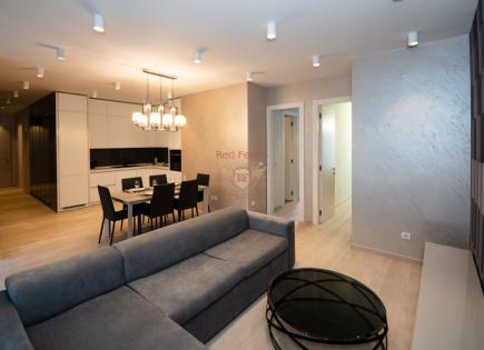 Appartamento per 650 000 euro a Budva, Montenegro