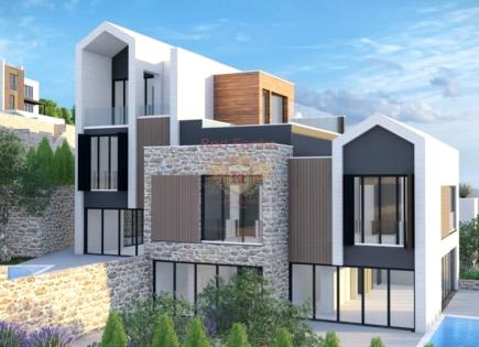 House for 890 000 euro in Tivat, Montenegro