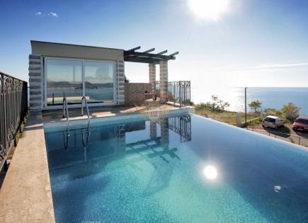 Casa para 780 000 euro en Budva, Montenegro